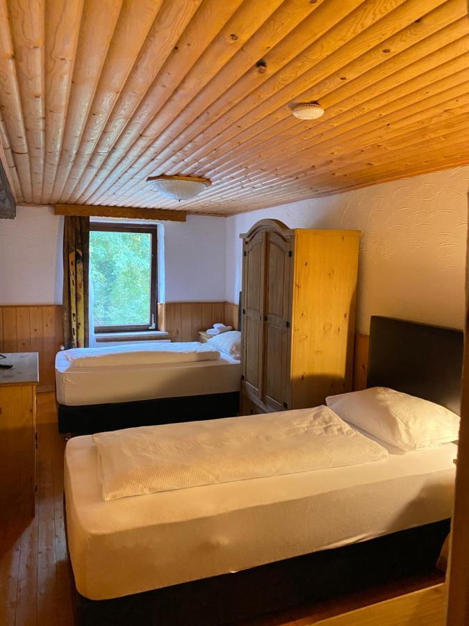 Hotel Altes Faehrhaus Duisburg Dış mekan fotoğraf