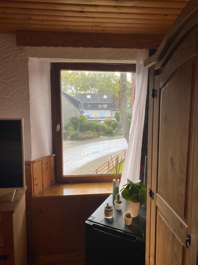 Hotel Altes Faehrhaus Duisburg Dış mekan fotoğraf