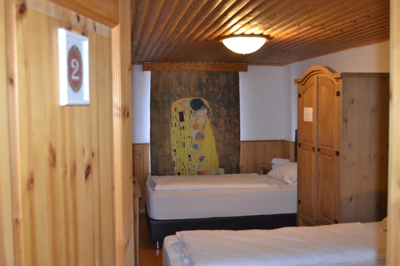 Hotel Altes Faehrhaus Duisburg Dış mekan fotoğraf