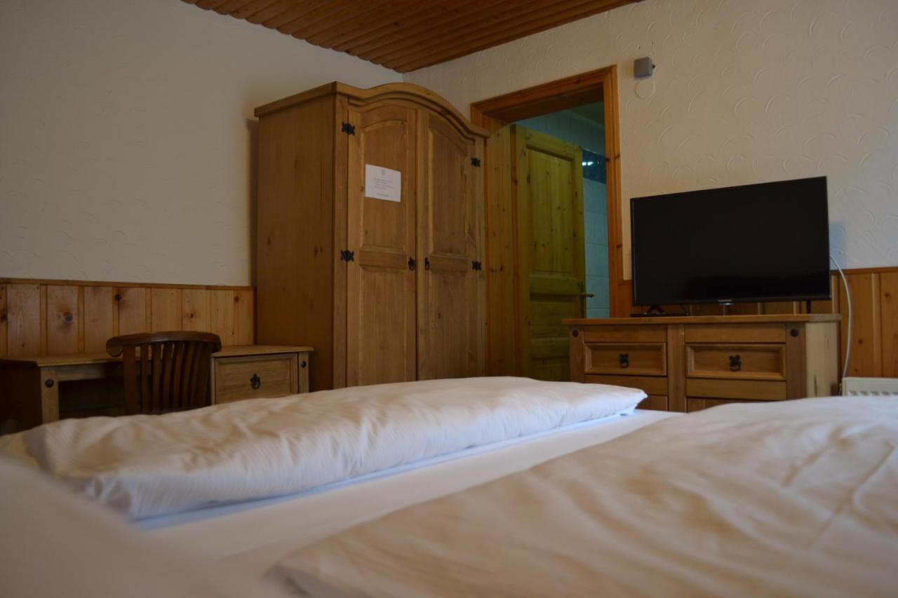 Hotel Altes Faehrhaus Duisburg Dış mekan fotoğraf