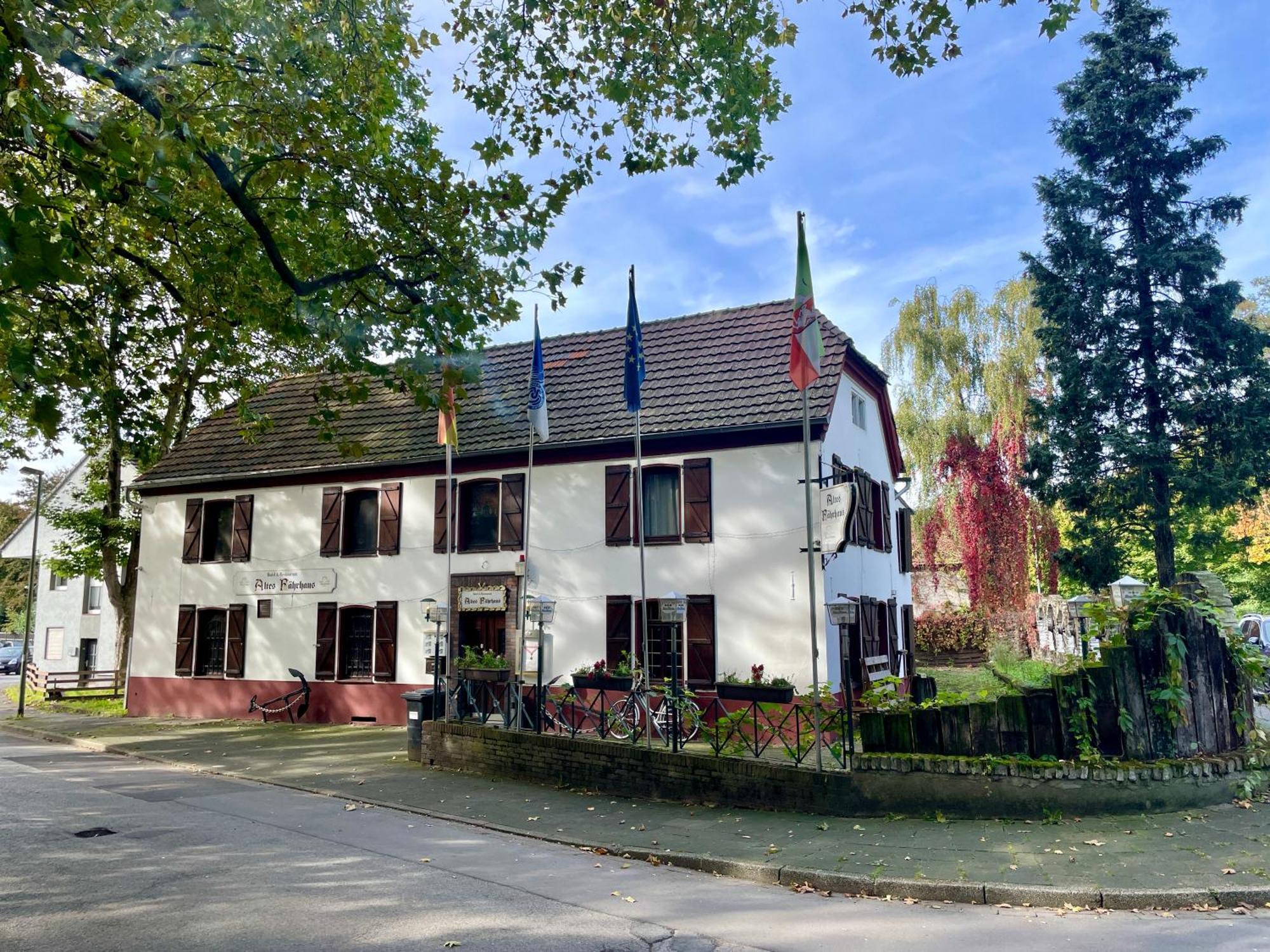 Hotel Altes Faehrhaus Duisburg Dış mekan fotoğraf