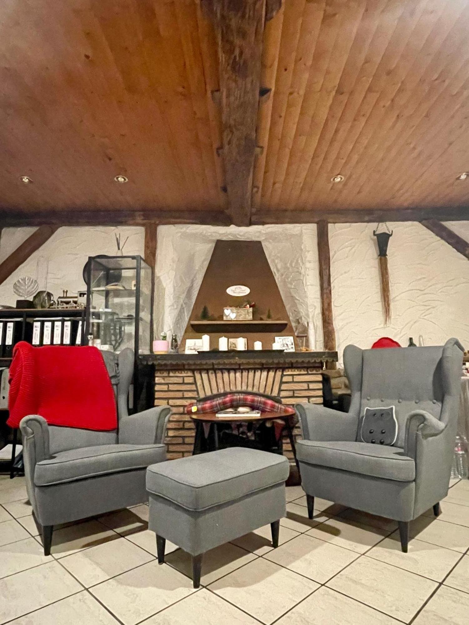 Hotel Altes Faehrhaus Duisburg Dış mekan fotoğraf